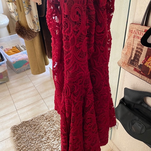 Clothes - Picture 7 of 7